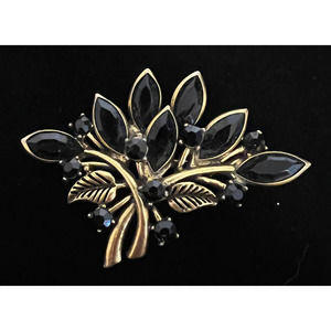 VTG Brooch Flowers Bouquet Faux Onyx Black Rhinestones Gold Tone Metal